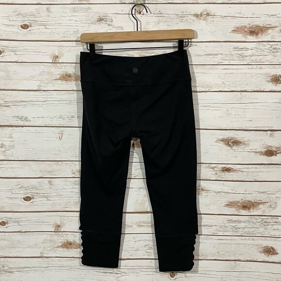 Athleta Mind Over Mat Capri Tight - Black - Small - Picture 11 of 14